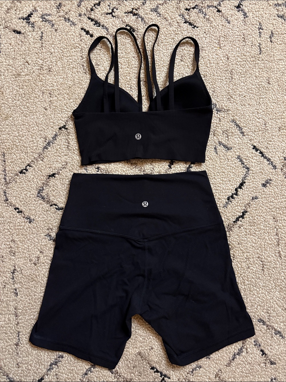 Lululemon set size 6 Ribbed - Picture 2 of 4